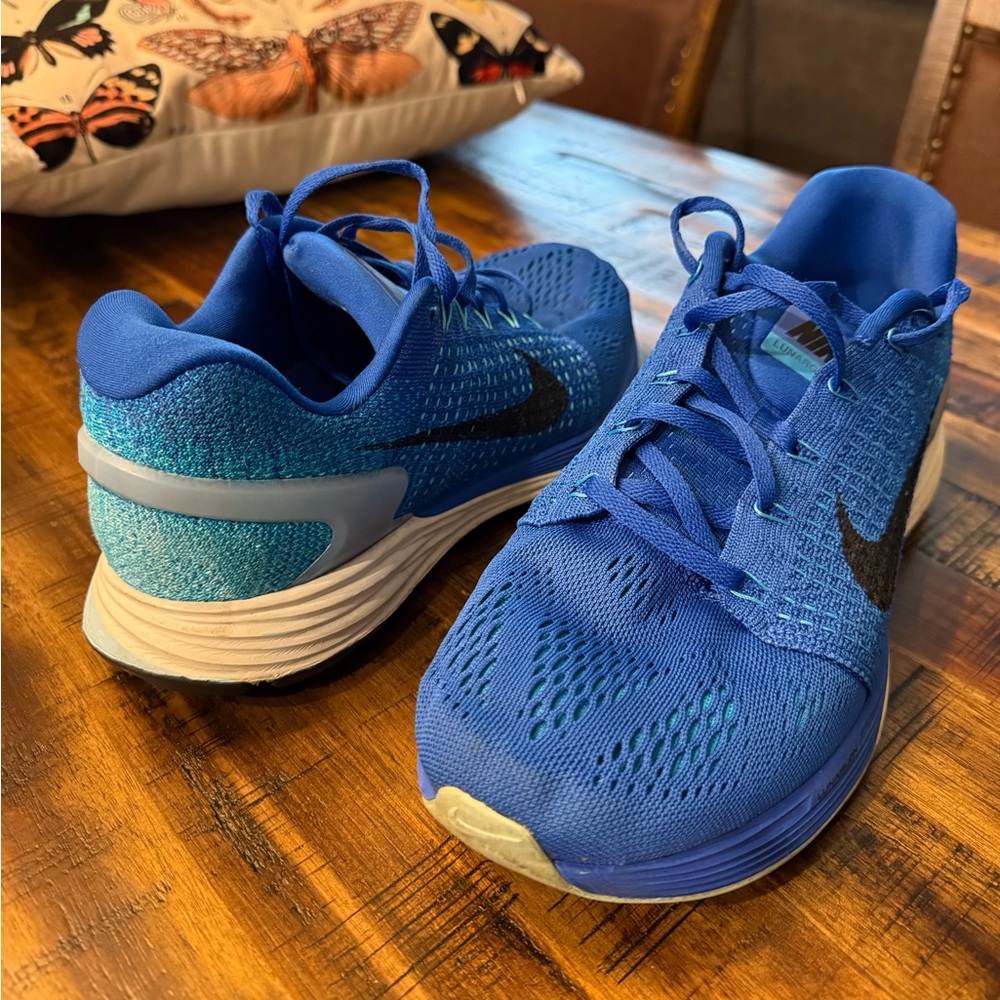 Nike men's Lunarglide 7 knit athletic shoes gradient blue w/ black swoosh sz 9